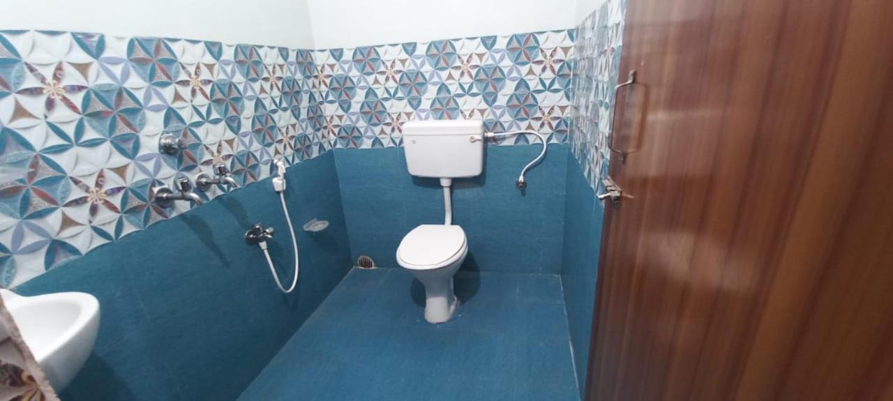 Goroomgo Neelachal Holiday Nibasa Puri Near Sea Beach Area - Perfect Location With Excellent Service Awarded Eksteriør billede